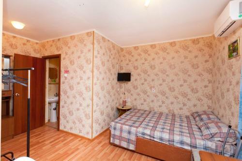 Hostal ??? ?????