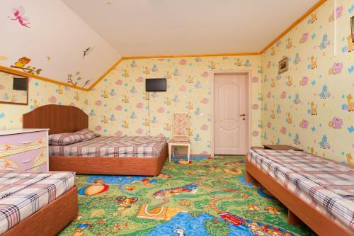 Hostal ??? ?????