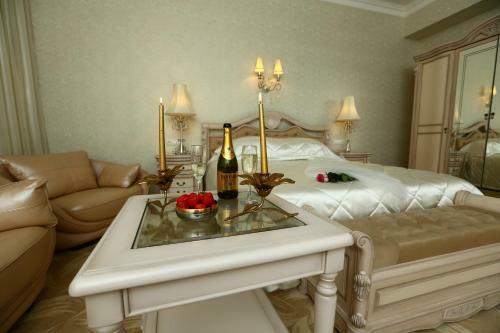 Vash Hotel