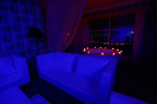 Vash Hotel
