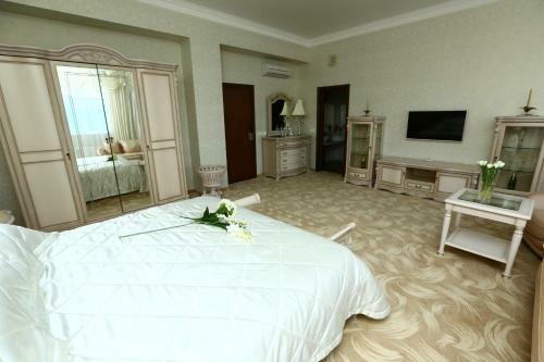 Vash Hotel