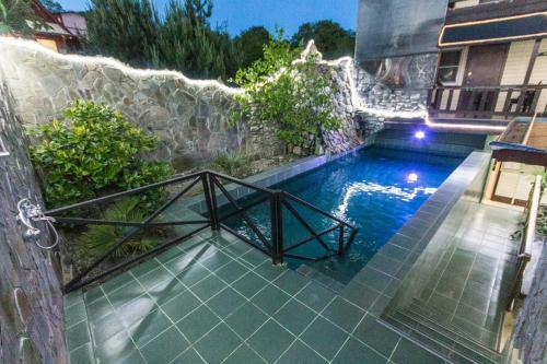 Hostal Guesthouse Kolumb