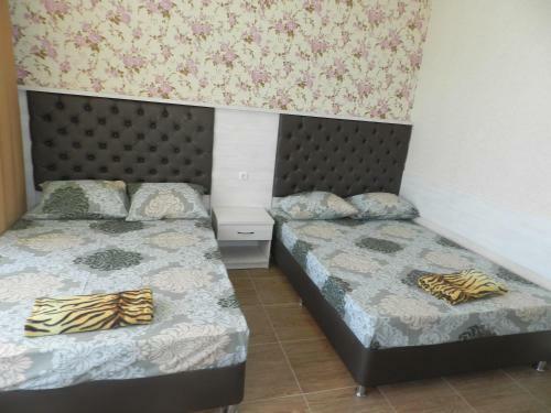 Hostal Guest House Larisa