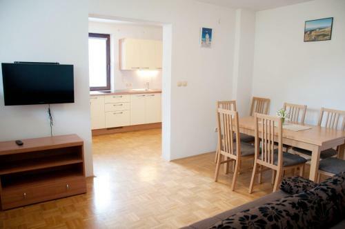 Apartments Lipa