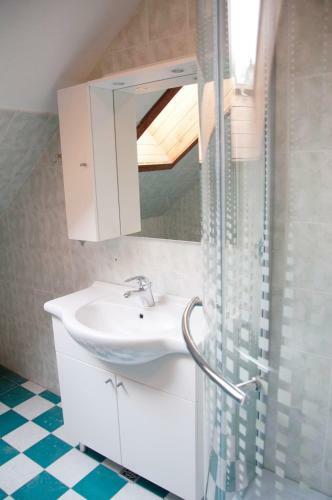 Apartments Lipa