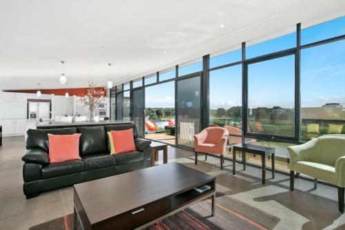 Fabulous Home - Families Only