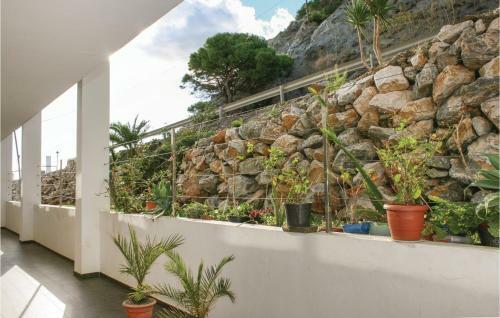 Two-bedroom Apartment In Casarones
