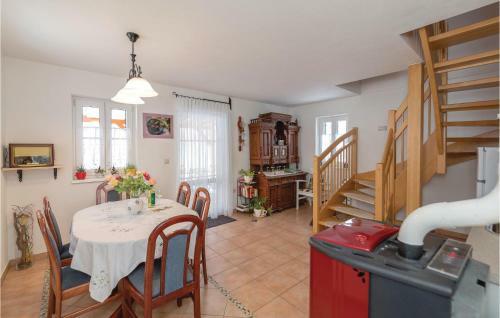 Three-bedroom Holiday Home In Rechnitz