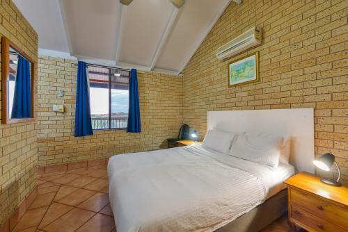 Ningaloo Lighthouse Holiday Park