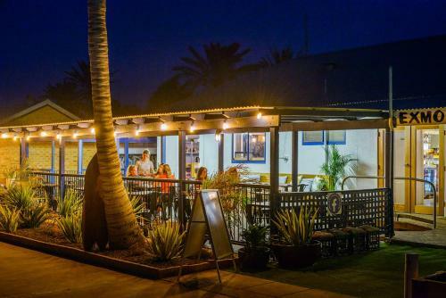 Ningaloo Lighthouse Holiday Park