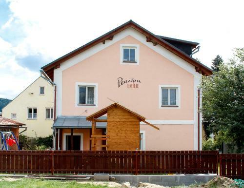 Hostal Penzion Em�lie