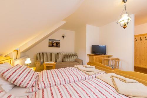 Hotel Vala?sk� Chalupy Resort