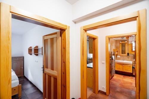 Hotel Vala?sk� Chalupy Resort