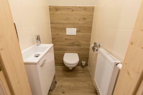 Hotel Vala?sk� Chalupy Resort