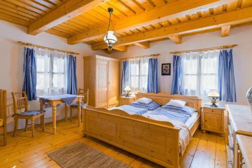 Hotel Vala?sk� Chalupy Resort