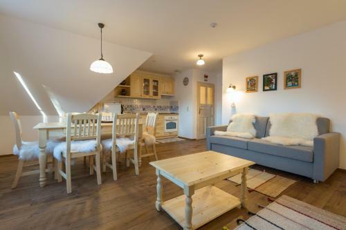 Hotel Vala?sk� Chalupy Resort