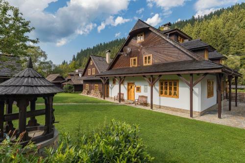 Hotel Vala?sk� Chalupy Resort