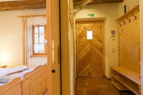 Hotel Vala?sk� Chalupy Resort