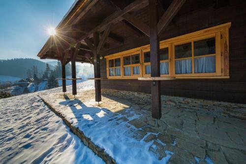 Hotel Vala?sk� Chalupy Resort