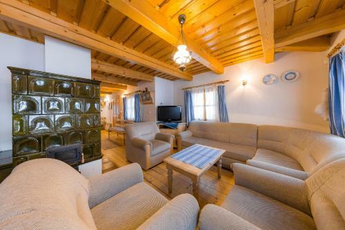 Hotel Vala?sk� Chalupy Resort