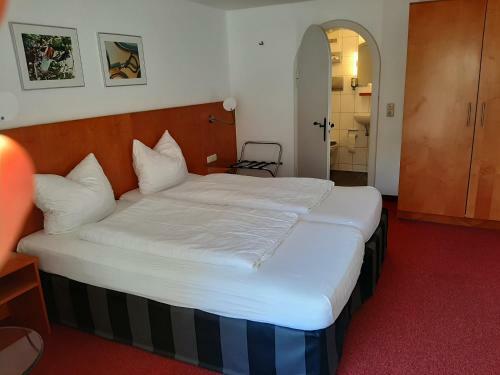 Hotel Sleep & Go! Self-service Rooms