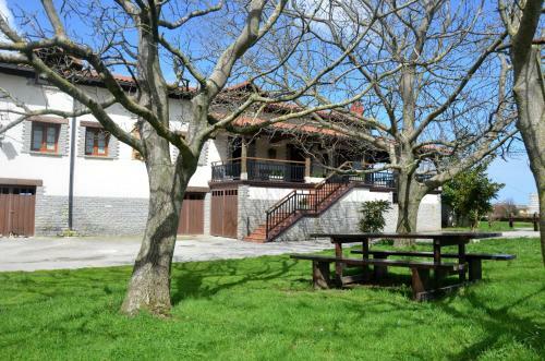 Agroturismo Azkue