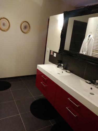Bed & Breakfast Ch�teau De B�ru