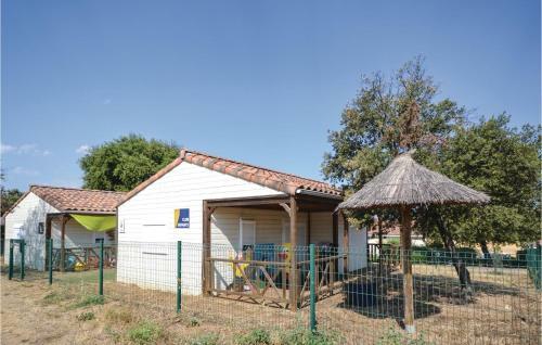 Two-bedroom Holiday Home In Calvisson