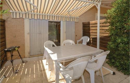 One-bedroom Holiday Home In Calvisson