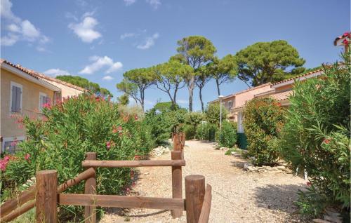 One-bedroom Holiday Home In Calvisson