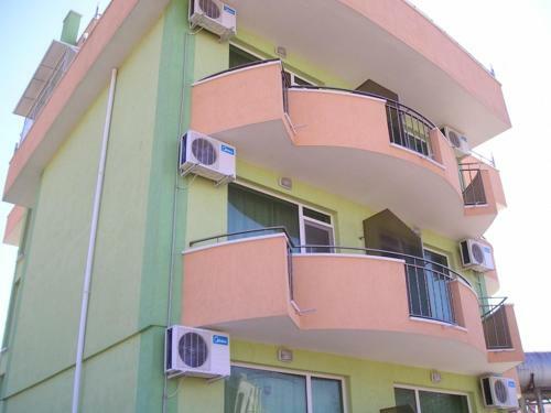 Anelia Family Hotel