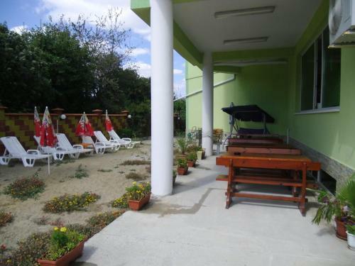 Anelia Family Hotel