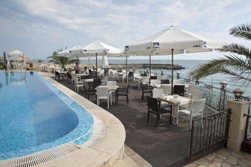 Aparthotel Royal Bay Apartments