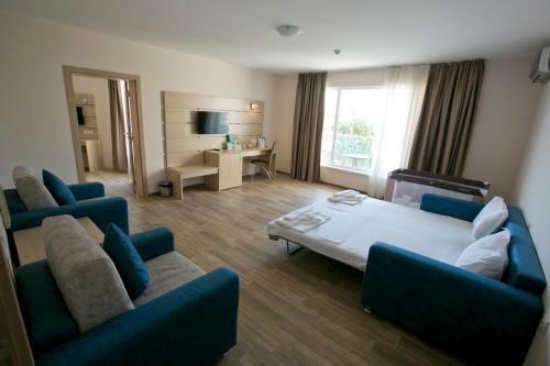 Aparthotel Royal Bay Apartments