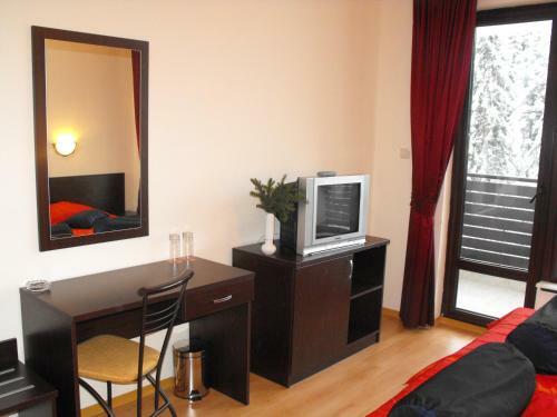 Hotel Ela - Utb P. Hilendarski