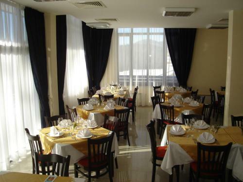 Hotel Ela - Utb P. Hilendarski