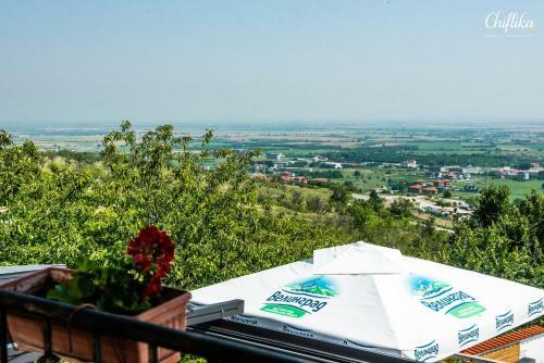 Chiflika Family Hotel