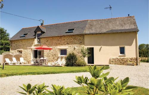 Three-bedroom Holiday Home Dourdain 06