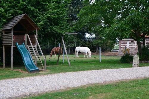 Hostal Ferme Clatot