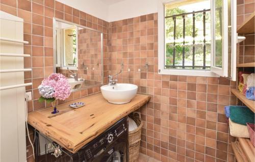 Four-bedroom Holiday Home In Sisco