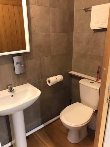 Posada Balmaha Inn Bed & Breakfast