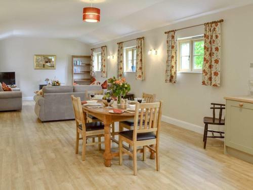 Woodlands Dairy Cottage