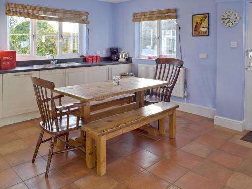 Granary Cottage - Tattingstone