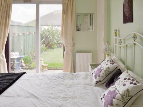 Rossall Beach Cottage