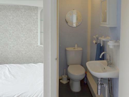 Rossall Beach Cottage