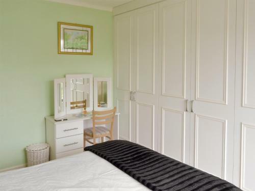 Rossall Beach Cottage