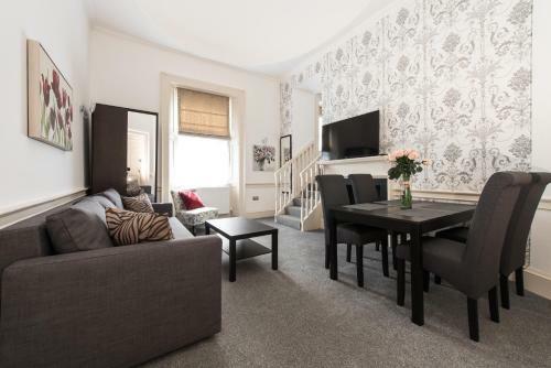 Apartamentos Royal Princes Suites