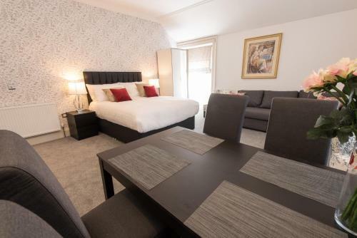 Apartamentos Royal Princes Suites