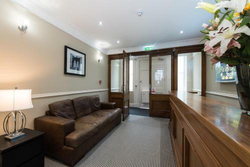 Apartamentos Royal Princes Suites