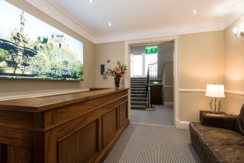 Apartamentos Royal Princes Suites